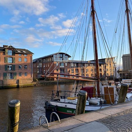 Simmerdeis Am Hafen Husum  Esterno foto
