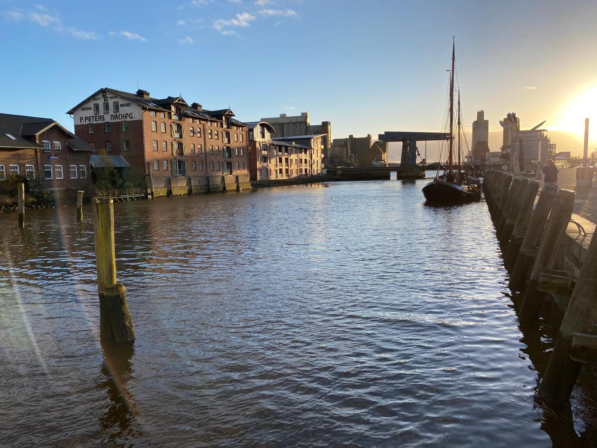 Simmerdeis Am Hafen Husum  Esterno foto