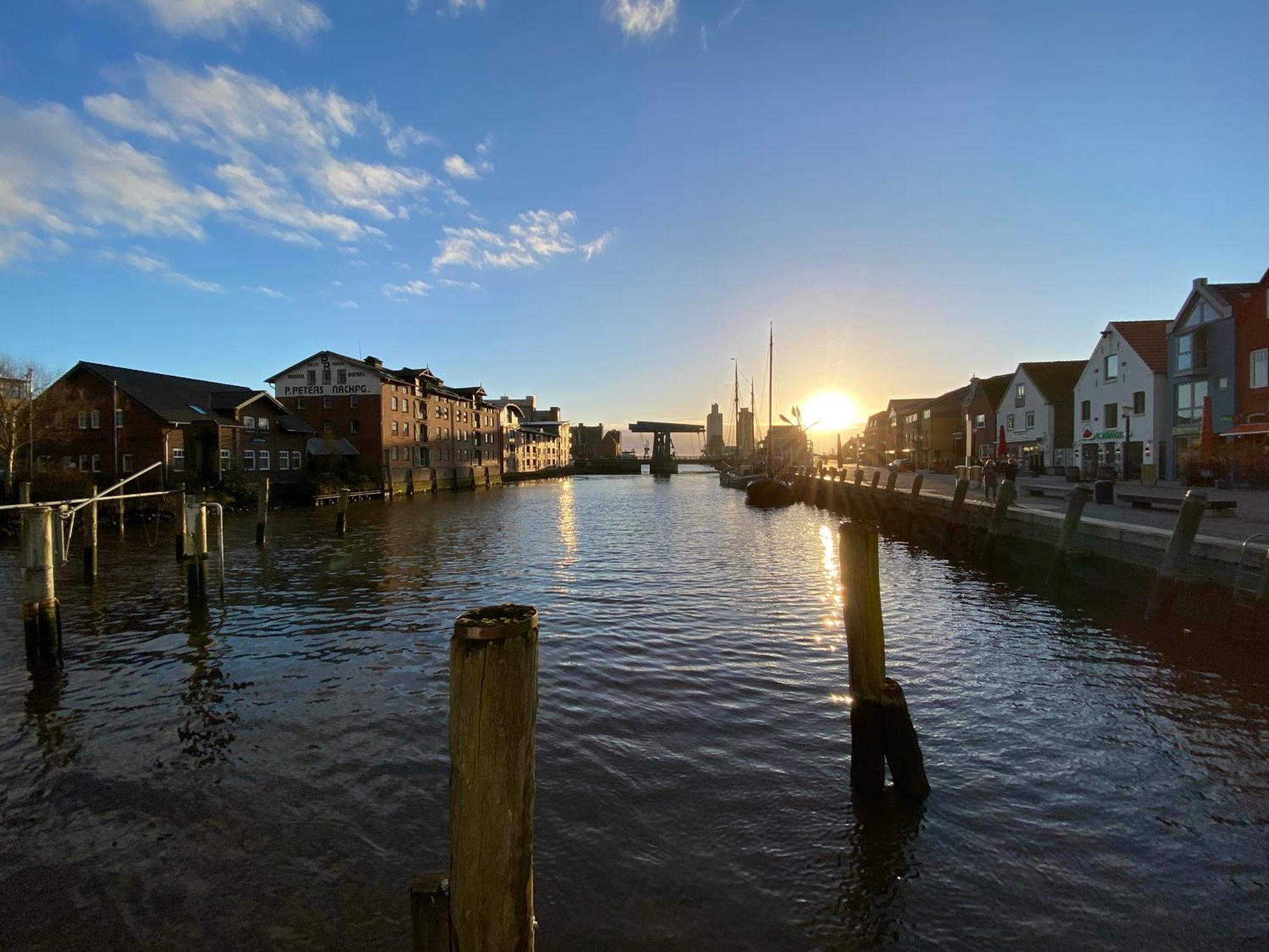 Simmerdeis Am Hafen Husum  Esterno foto